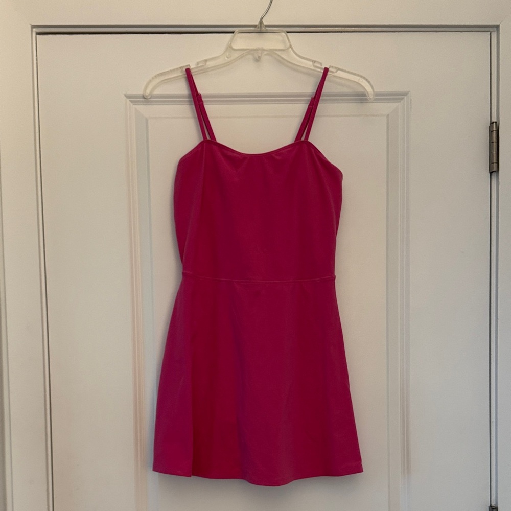 ALO Yoga Pink Active Dress with built in bra with removable pads, size M